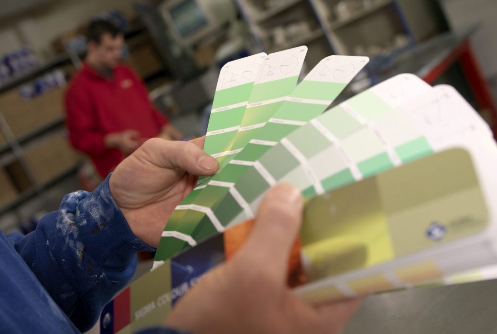 Šedozelená může mít mnoho odstínů v různých intenzitách. Primalex